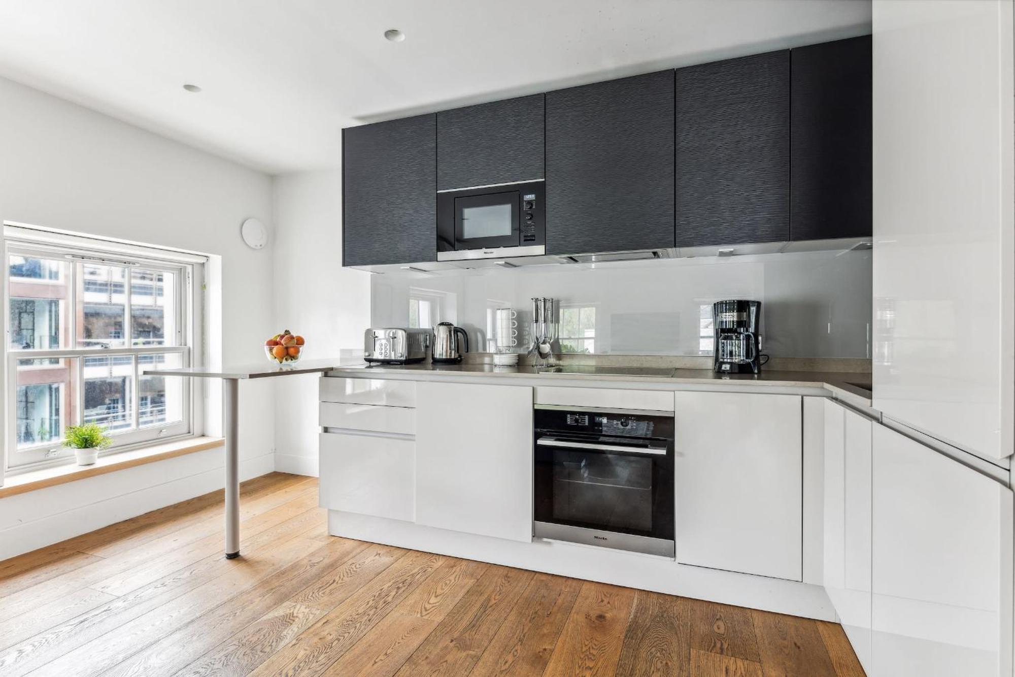 Modern 1Br In Central Fitzrovia - Cityapartmentstay London Bagian luar foto
